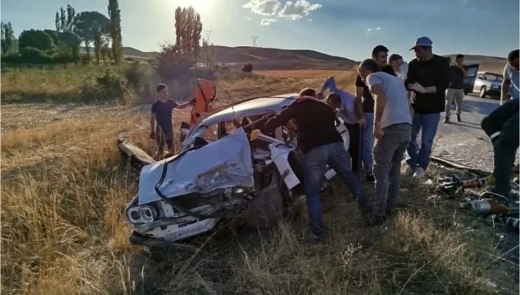 Sivas’ta Kangal ve Koyulhisar ilçelerinde trafik kazaları: 7 yaralı